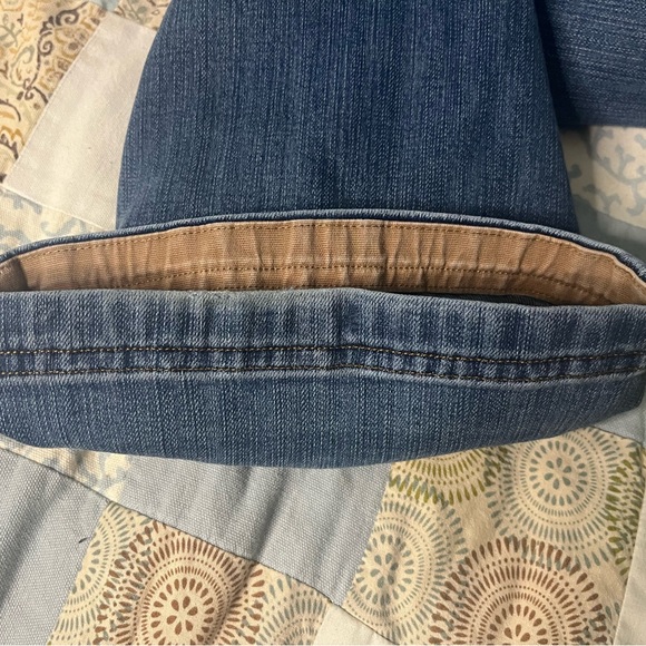 Duluth Trading Men's Ballroom Double Flex Jeans 48X30 Relaxed Fit Medium Wash - Picture 7 of 8